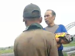 Aksi Aipda Hendra Lepas Seragam untuk Evakuasi Jasad Bayi Dibuang