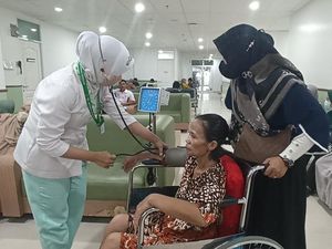 Cerita Apriani Temani Sang Kakak Berjuang Lawan Tumor dengan JKN