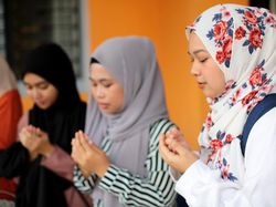 Doa Haul: Bacaan Lengkap dan Tujuan Mengamalkannya
