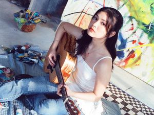 Jasmine Nadya Makin Termotivasi Usai Lagu Favorite Art Tembus 1 Juta Stream