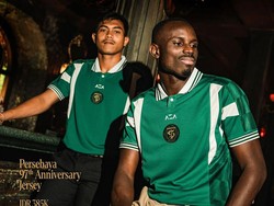 Persebaya Rilis Jersey Anniversary ke-97, Usung Tema Klasik dan Elegan Persebaya Rilis Jersey Anniversary ke-97, Usung Tema Klasik dan Elegan