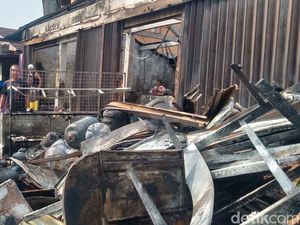 Ruko di Mlese Klaten Ludes Terbakar, Kerugian Ditaksir Ratusan Juta