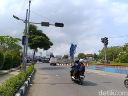 Duh, 4 Lampu Lalu Lintas di Bundaran Marlin Pangandaran Mati