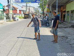 Terekam CCTV! Wanita Korban Jambret di Semarang Terpelanting-Terseret Motor
