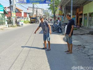 Terekam CCTV! Wanita Korban Jambret di Semarang Terpelanting-Terseret Motor Terekam CCTV! Wanita Korban Jambret di Semarang Terpelanting-Terseret Motor
