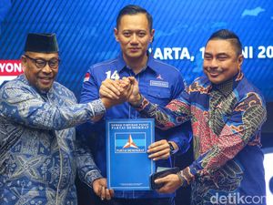 Murad Ismail-Michael Wattimena Semringah Maju ke Pilgub Maluku 2024 Murad Ismail-Michael Wattimena Semringah Maju ke Pilgub Maluku 2024