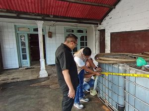 Penampakan TKP Home Industry Minyakita Palsu yang Digerebek Polres Malang Penampakan TKP Home Industry Minyakita Palsu yang Digerebek Polres Malang