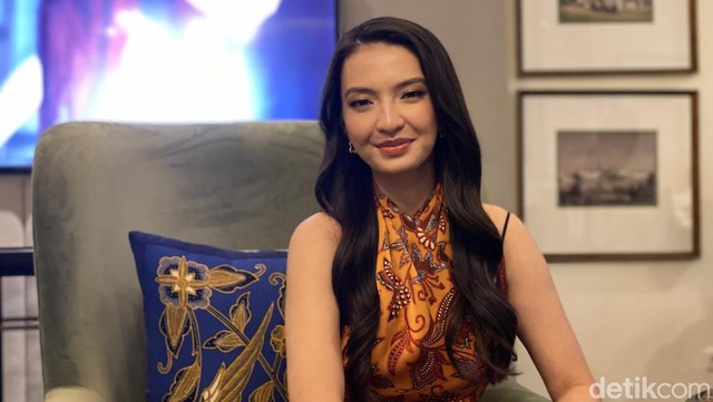 Highlight Dunia Hiburan InsertLive : Raline Shah Bongkar Alasan Pilih Jomlo di Usia 40