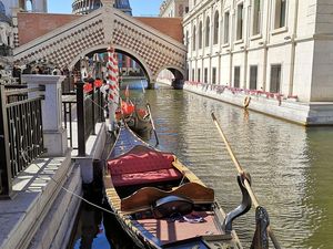 Venesia Ala China yang Merana, Kini Jadi Kota Hantu Venesia Ala China yang Merana, Kini Jadi Kota Hantu