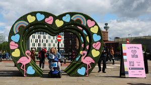 Taylor Town Semarakkan Konser Taylor Swift di Liverpool
