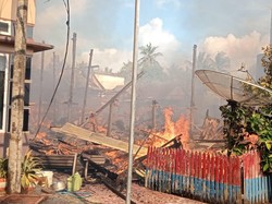 10 Rumah di Bone Ludes Terbakar Diduga gegara Korsleting Listrik