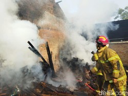 Sederet Permintaan Unik ke Damkar Klaten: Doakan Anak Ultah-Damaikan Pasutri