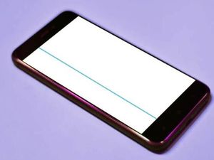 6 Tanda HP Rusak Sampai LCD-nya, Butuh Diservis Segera 6 Tanda HP Rusak Sampai LCD-nya, Butuh Diservis Segera