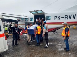 Jenazah Sopir Angkot Korban Penembakan KKB di Paniai Diterbangkan ke Makassar