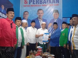 Gus Mamak-Mas Ab Daftar Pilbup Sampang 2024 ke Demokrat dan PKS