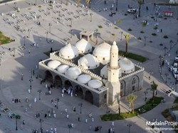 Video Melihat Masjid Ghamamah Hingga Pemakaman Baqi