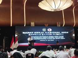 Menko Hadi Cerita Upaya Berantas Pungli Saat Jabat Menteri ATR