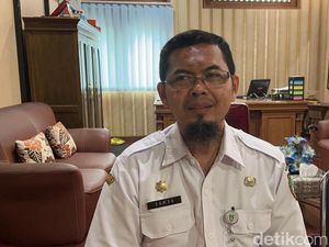 Jokowi Kurban 7 Sapi di Solo, Disebar ke 4 Masjid-3 Ponpes Jokowi Kurban 7 Sapi di Solo, Disebar ke 4 Masjid-3 Ponpes