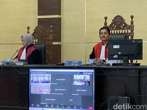Adik Bos Timah Aon Jalani Sidang Perdana Kasus Perintangan Penyidikan