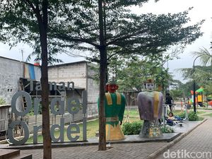 Keren! Tempat Pembuangan Sampah di Semper Barat Disulap Jadi Taman Ondel-ondel