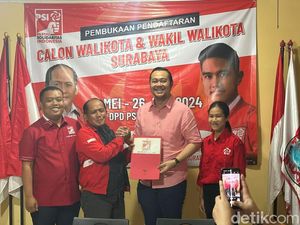 Kantongi Restu Ketum Projo, Bayu Airlangga Daftar Bacawali Surabaya ke PSI