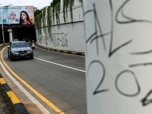 Duh, Underpass Pondok Indah Jadi Korban Vandalisme Duh, Underpass Pondok Indah Jadi Korban Vandalisme