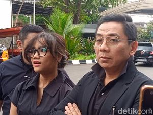 Fuji Sebut Eks Manajer Manipulasi Kontrak untuk Gelapkan Uang Miliaran Rupiah Fuji Sebut Eks Manajer Manipulasi Kontrak untuk Gelapkan Uang Miliaran Rupiah