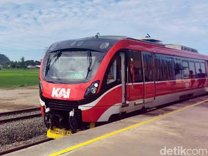 Menjajal Kereta Pertama di Sulawesi Menjajal Kereta Pertama di Sulawesi