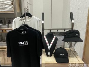 BTS Anniversary, Merch Ini Eksklusif Dijual di BTS Pop-Up Monochrome Gancit BTS Anniversary, Merch Ini Eksklusif Dijual di BTS Pop-Up Monochrome Gancit
