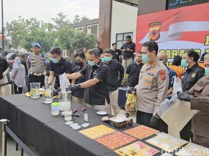 Sabu 2,9 Kg Berakhir Jadi Jus di Tangan Polda Jabar