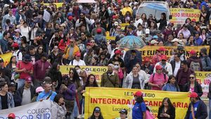 Ribuan Guru di Kolombia Turun ke Jalan Protes RUU Pendidikan