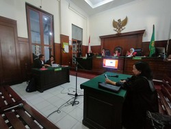 Anak Buah Gembong Narkoba Fredy Pratama Divonis 1 Tahun 6 Bulan Bui