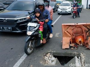 Awas! Penutup Gorong-gorong di Lebak Bulus Rusak