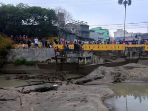 2 Balita Hanyut di Siantar Saat Bermain di Dekat Rumah