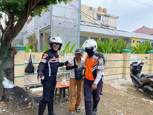 Dishub Palembang Sikat Jukir Liar Depan Minimarket-Diberi Peringatan