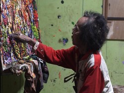 Sosok Maestro Lukis Toto Sunu yang Lukisannya Dikoleksi Presiden RI