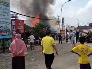 Gudang Sembako di Ngawen Blora Terbakar, Pemilik Rugi Ratusan Juta