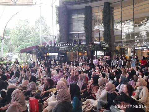 Keseruan ARMY Indonesia di event noraebang dan nonton bareng bersama Metro Department Store