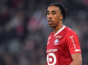 MU dan Lille Sepakati Harga Leny Yoro