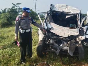 Luxio Tabrak Truk di Tol Cisumdawu, 2 Warga Bandung Tewas!