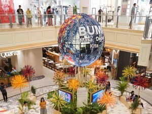 Yuk Lihat Karya Instalasi Globe Raksasa Ini! Yuk Lihat Karya Instalasi Globe Raksasa Ini!