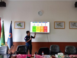 Gunung Slamet Masih Status Waspada, Pakar: Potensi Meletus Tetap Ada