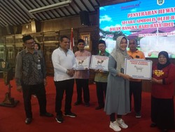 Jelang Idul Adha, Bupati Klaten Serahkan Bantuan 57 Hewan Kurban