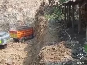 3 Fakta Tambang Viral Mepet Rumah di Gedangsari yang Ternyata Berizin 3 Fakta Tambang Viral Mepet Rumah di Gedangsari yang Ternyata Berizin