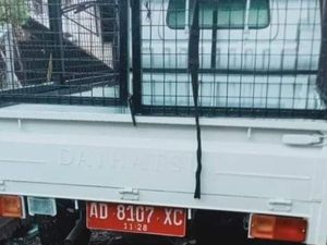 Terlalu! Maling Nekat Gasak Mobil Sampah Pelat Merah di Delanggu Klaten Terlalu! Maling Nekat Gasak Mobil Sampah Pelat Merah di Delanggu Klaten