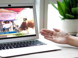 Telkomsel Kurban 103 Sapi & 607 Domba/Kambing, Disebar ke 600 Lokasi