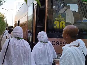 Jemaah Maktour Berangkat Menuju Arafah