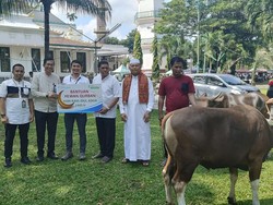 Bank Sumsel Babel Serahkan Bantuan Hewan Kurban untuk Masyarakat