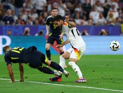 Euro 2024: Untung Ilkay Guendogan Selamat dari Tekel Horor