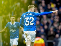 Sebagus Apa Jarrad Branthwaite yang Diincar MU?